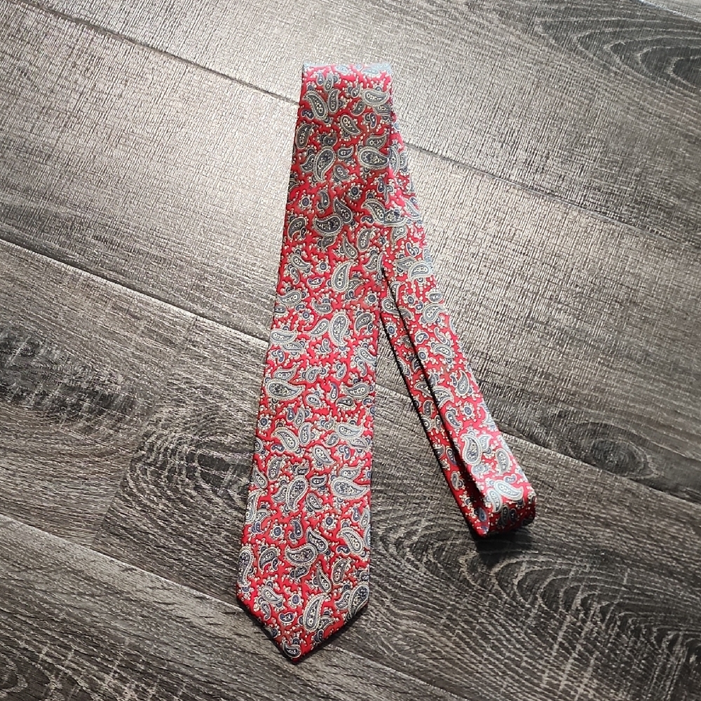 🎉 Paco Rabanne Slender Paisley Necktie 🎉